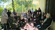 دورهمی بانوان سالمند در بنیاد فرزانگان برنادلان همدان برگزار شد