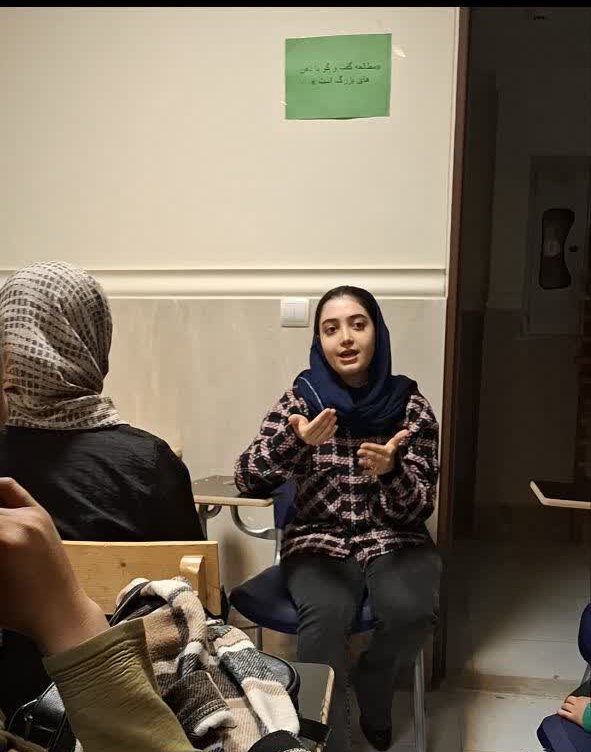 آموزش راهکارهای شناسایی و مدیریت اضطراب کودکان به مادران در فرهنگسرای حکمت