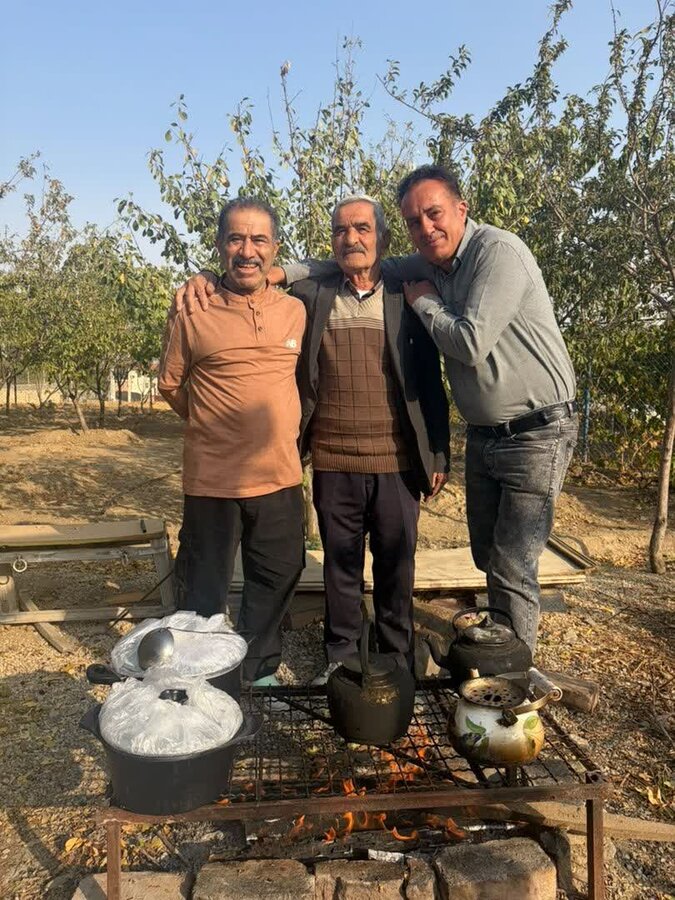 ورزش و صبحانه سالم در طبیعت؛ صبحی پرنشاط برای سالمندان بهاری