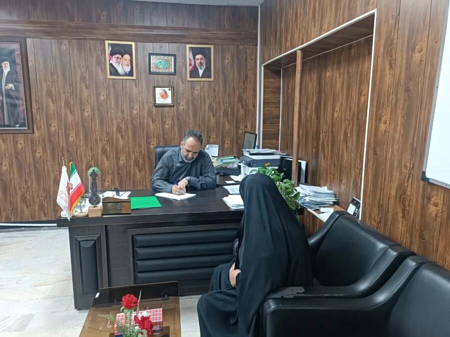 ملاقات مردمی رئیس اداره بهزیستی شهرستان اشتهارد با جامعه هدف در راستای طرح «سلام محله»