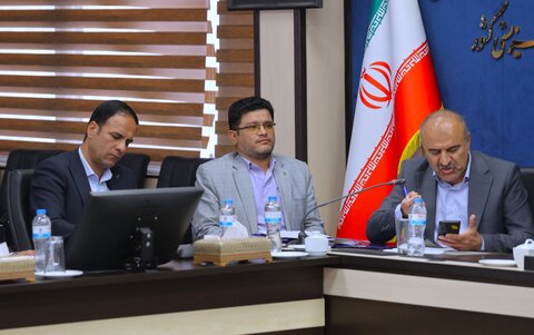 دیدار آقای ابراهیم پور ( نماینده ایذه و باغملک)  با رئیس سازمان بهزیستی