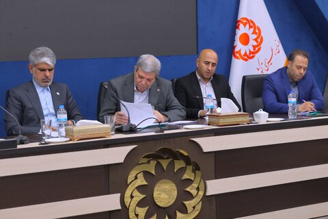دیدار آقای ابراهیم پور ( نماینده ایذه و باغملک)  با رئیس سازمان بهزیستی