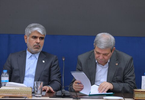 دیدار آقای ابراهیم پور ( نماینده ایذه و باغملک)  با رئیس سازمان بهزیستی