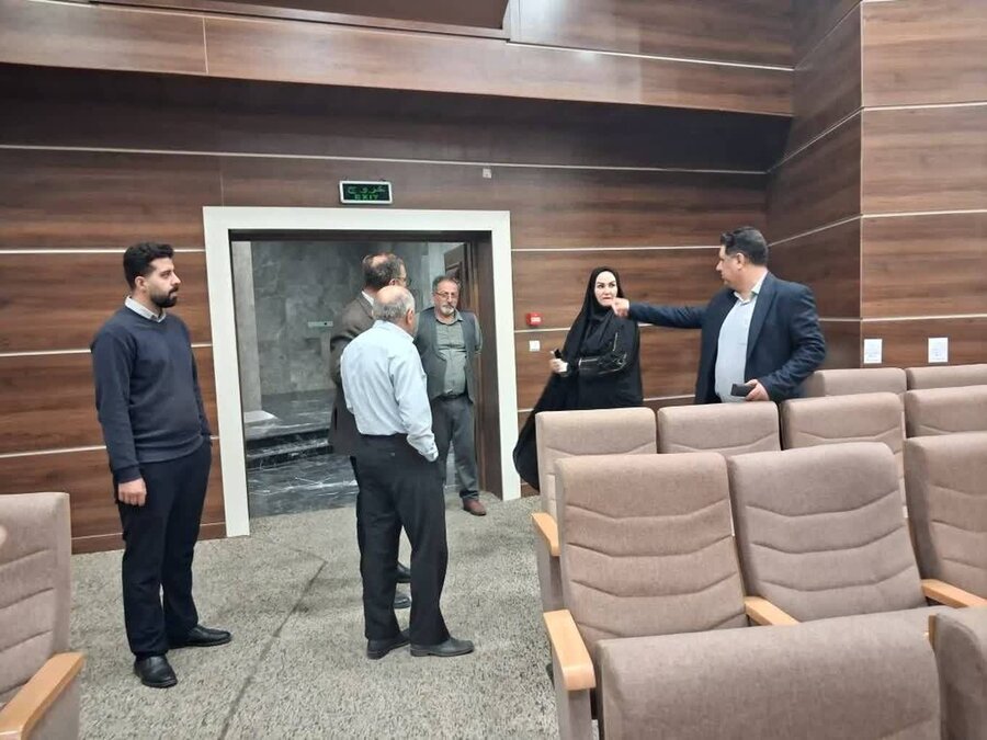 پردیس | گشت مشترک ارزیابی میدانی مناسب‌سازی بوستان‌ها و اماکن عمومی در بخش مرکزی پردیس با حضور  رئیس اداره بهزیستی و دستگاه‌های اجرایی