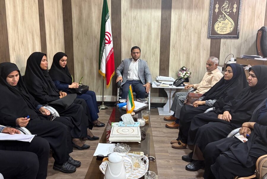 رودان | نشست بین‌بخشی با حضور دادستان شهرستان رودان جهت ارتقای خدمات حمایتی و اجتماعی