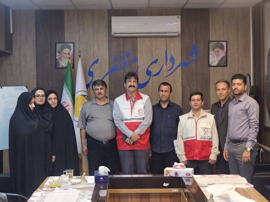 کوار|اجرای طرح «مراقبت متعالی» با مشارکت بهزیستی در راستای حمایت از مددجویان نیازمند مراقبت