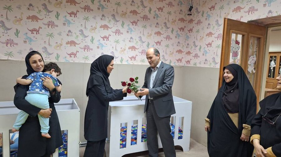 تبریک روز پرستار به همکاران