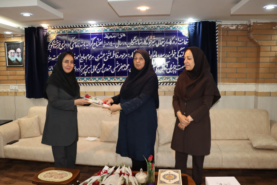 تجلیل از پرستاران شیرخوارگاه اراک به مناسبت روز پرستار