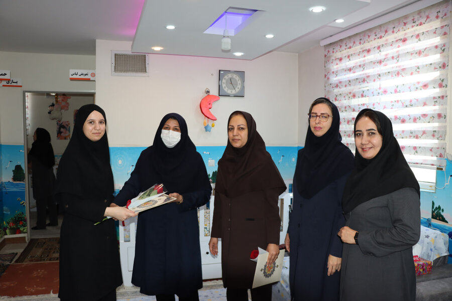   تجلیل از پرستاران شیرخوارگاه به مناسبت روز پرستار