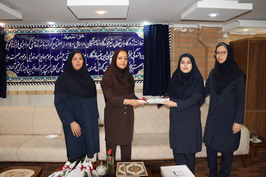   تجلیل از پرستاران شیرخوارگاه به مناسبت روز پرستار