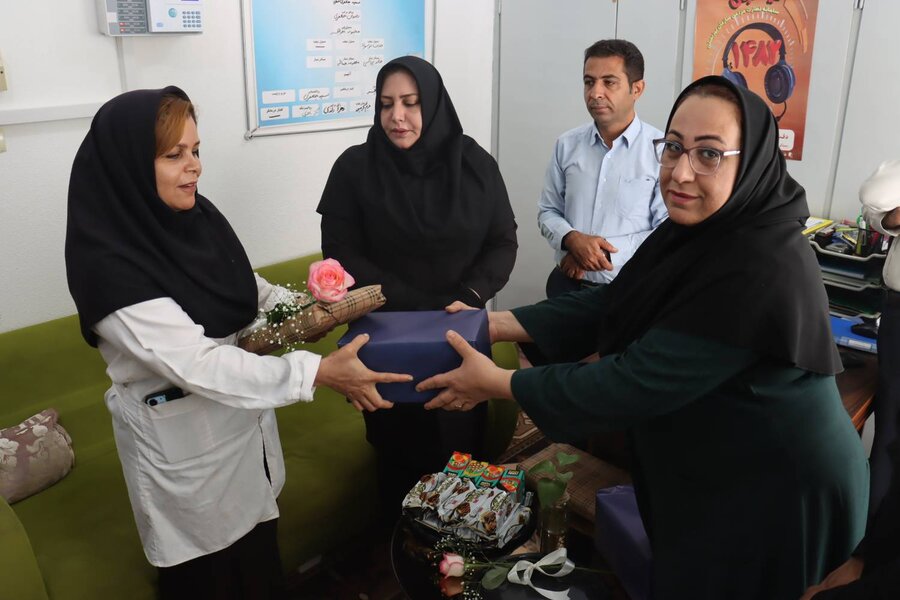 بازدید مدیر کل از مرکز توانبخشی «لبخند شیرین»