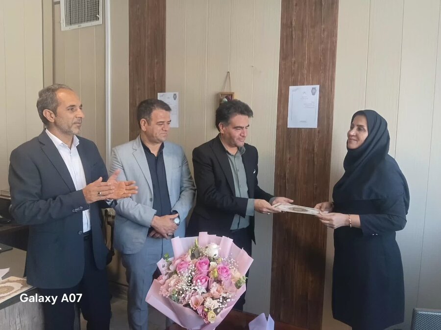 تجلیل سرپرست بهزیستی همدان از همکاران پرستار