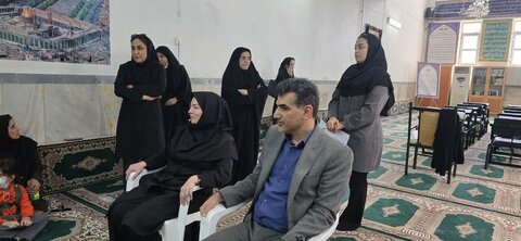 ببینیم | گزارش تصویری | گرمسار | «پاتوق مهر و گفت‌وگو؛ قرار سالمندان با همدلی در ساروزن»