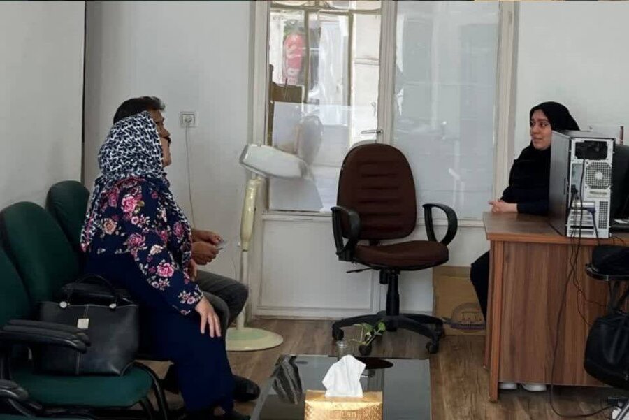 پاکدشت | شناسایی ظرفیت‌های اشتغال‌زایی دو خانواده فاقد درآمد در طرح «سلام محله»