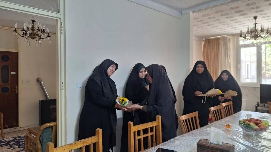 فیروزکوه |تجلیل از پرستاران دو مرکز شبانه‌روزی بهزیستی به مناسبت روز پرستار