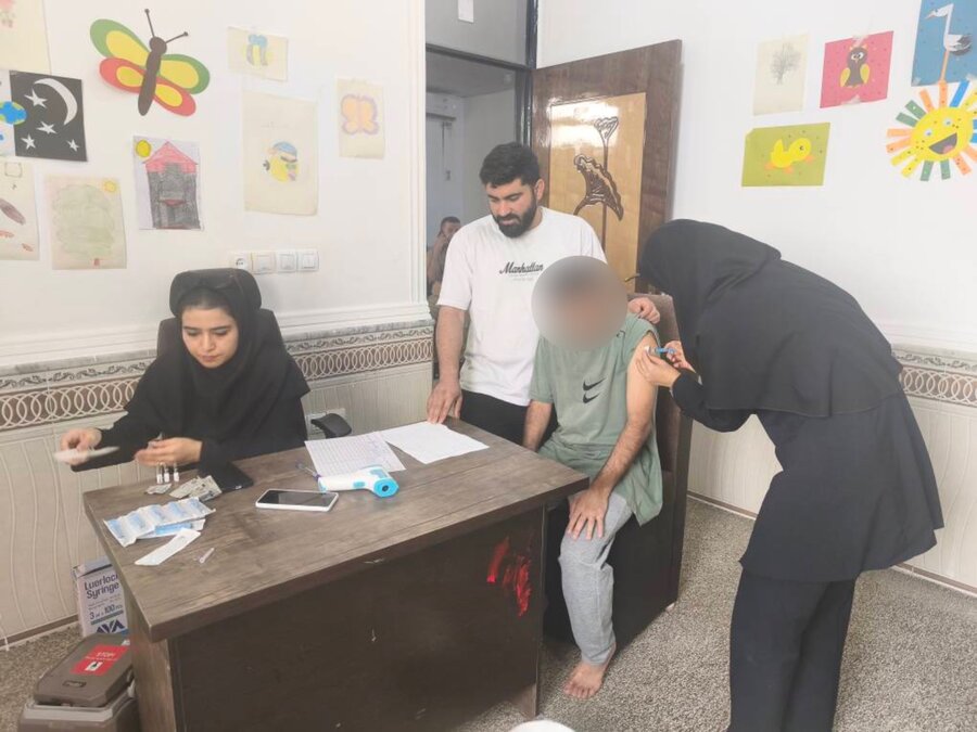 لامرد| واکسیناسیون آنفلوانزا برای توانخواهان مرکز شبانه‌روزی تلاش
