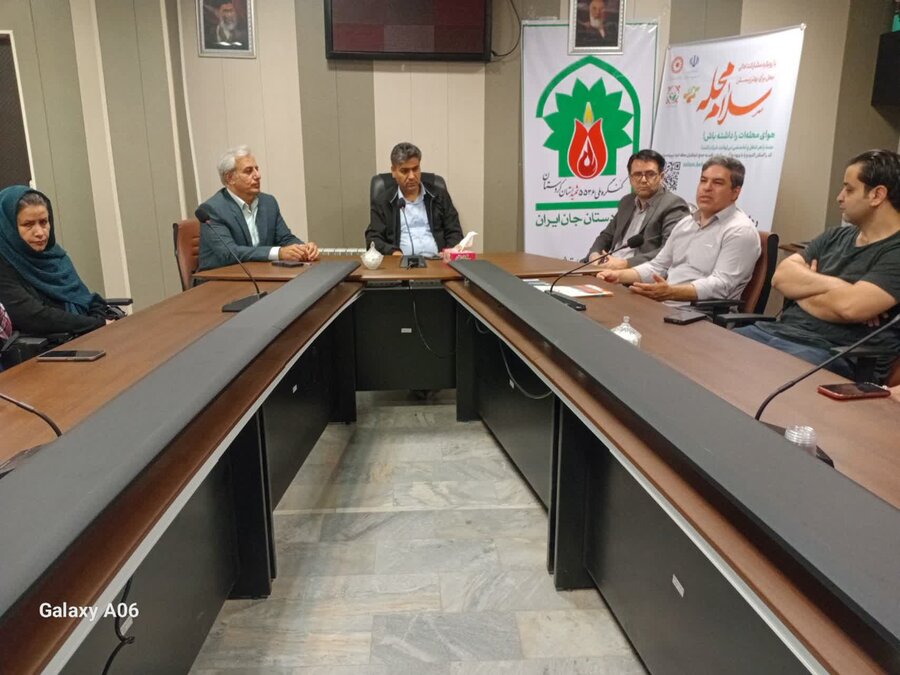 نشست هماهنگی برنامه‌های هفته نابینایان و پویش «محله روشن» در قروه برگزار شد