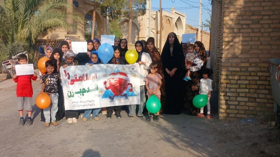 پیاده‌روی سلامت از مزرعه‌نو تا انارستان برگزار شد