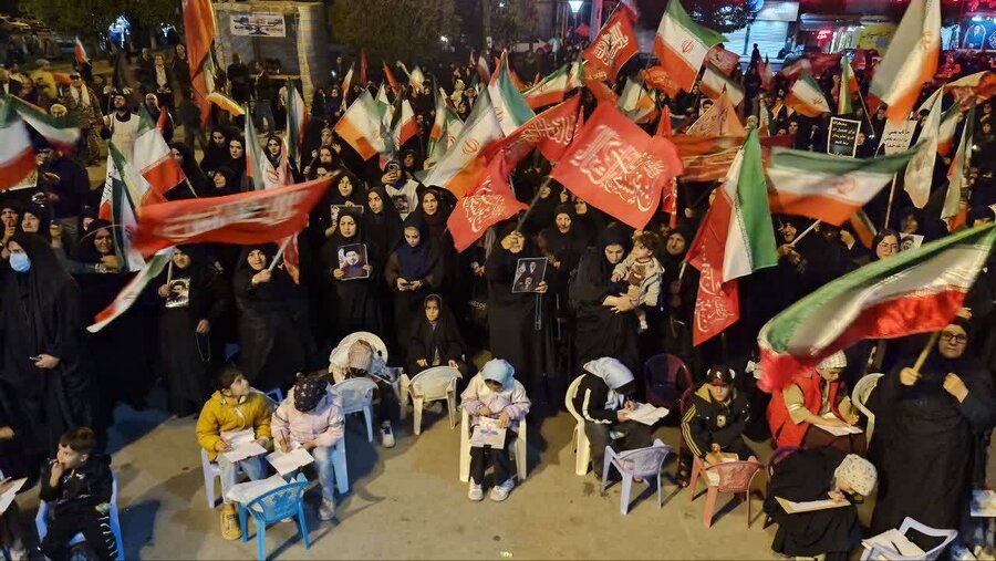 دلفان|کودکان با نقاشی از شهدای میناب گفتند