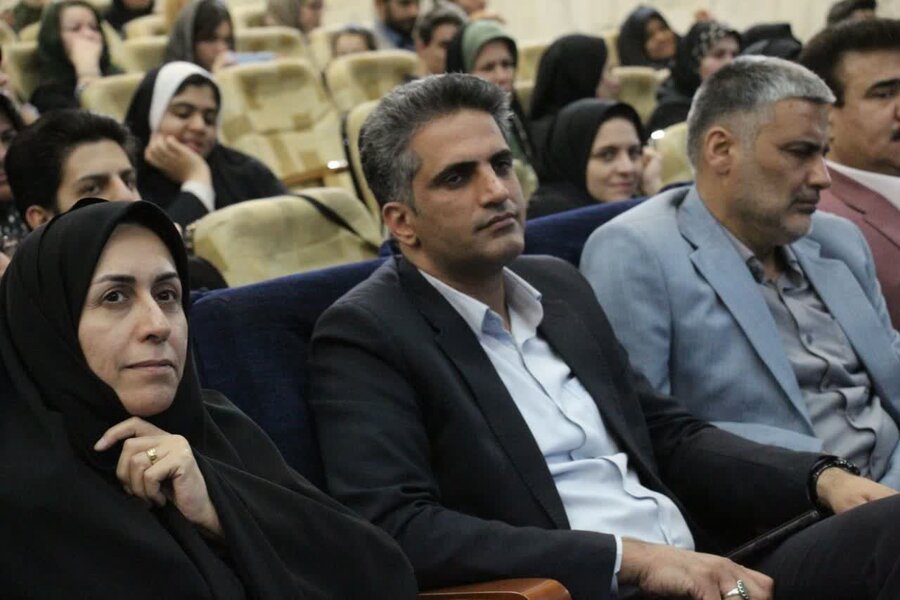 شبی پر از شور و همدلی؛ ‏سینما طوبی میبد میزبان جشنی به مناسبت روز جهانی عصای سفید شد