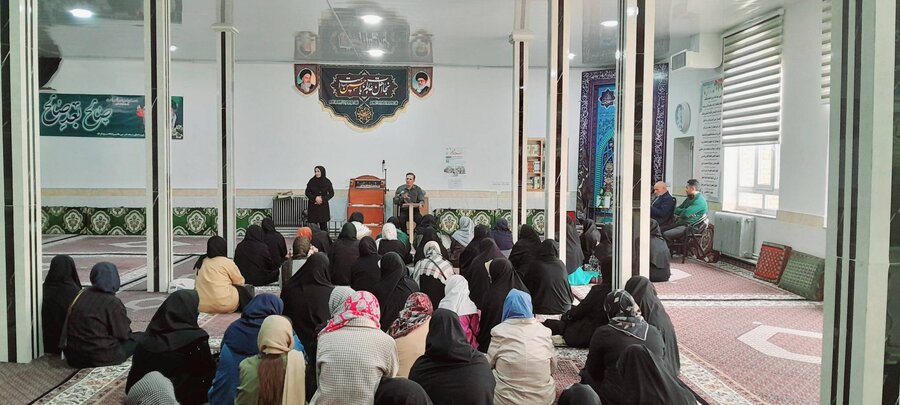 برگزاری  کارگاه آموزشی و میز خدمت در راستای اجرای طرح سلام محله در شهرستان تکاب