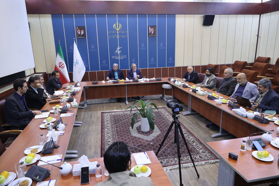 نشست مشترک با رئیس سازمان سینمایی