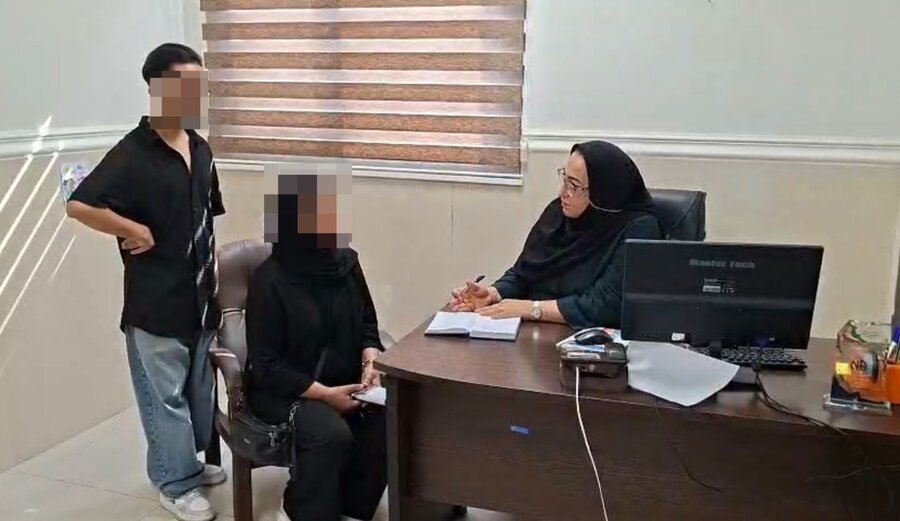 برپایی «میز خدمت» در جزیره خارک؛ پاسخگویی مستقیم مسئولان بهزیستی به دغدغه‌های مددجویان
