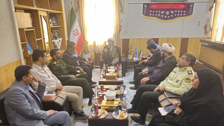 لامرد|تأکید اعضای میز نماد لامرد بر پیشگیری از آسیب‌های اجتماعی