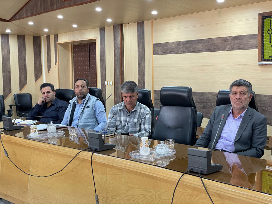 جلسه شورای مبارزه با مواد مخدر قروه؛ درخواست فرماندار و دادستان از خیرین و معدنداران برای تکمیل کمپ ماده ۱۶