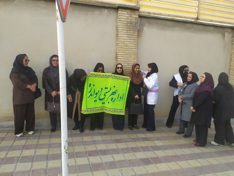 کارکنان بهزیستی دیواندره در رژه «جانفدا» شرکت کردند