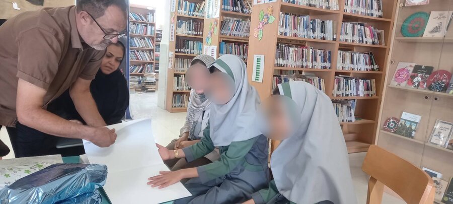 لامرد|برگزاری برنامه فرهنگی ویژه دانش‌ آموزان روشندل در هفته نابینایان