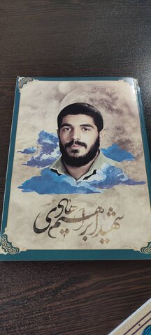 خنج|روایت‌گرِ لبخند و امید؛ تداوم گام‌های روشن در پویش «همه حاضر» در قالب طرح سلام محل