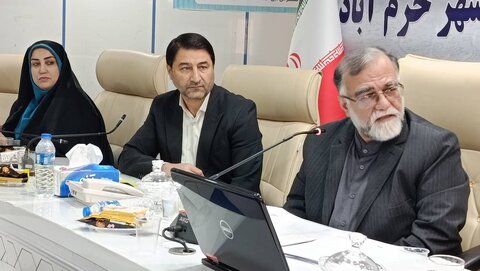 نشست محیط دوستدار سالمند در شهر خرم آباد