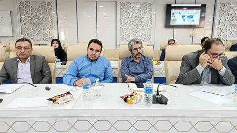 نشست محیط دوستدار سالمند در شهر خرم آباد