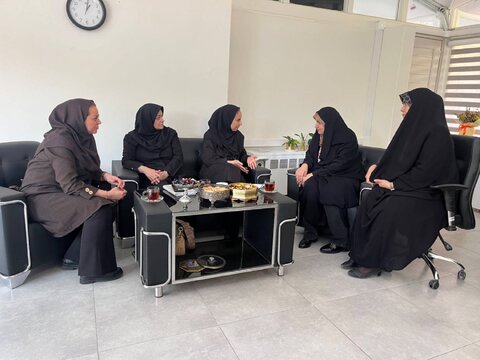 نشست تخصصی بهزیستی استان تهران با شعبه یک «شوق زندگی»؛ تسریع فرآیندهای حقوقی و حمایتی فرزندان تحت نظارت