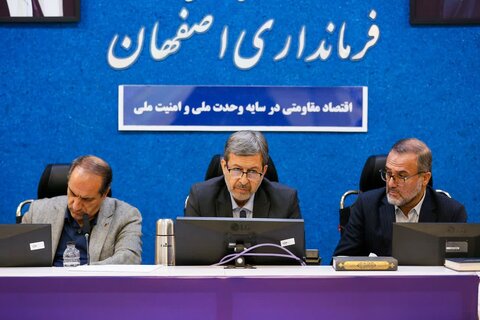 سرکشی به خانواده‌های معظم شهدا و توانمندسازی جامعه هدف بهزیستی، تکلیف اخلاقی و اداری مدیران است