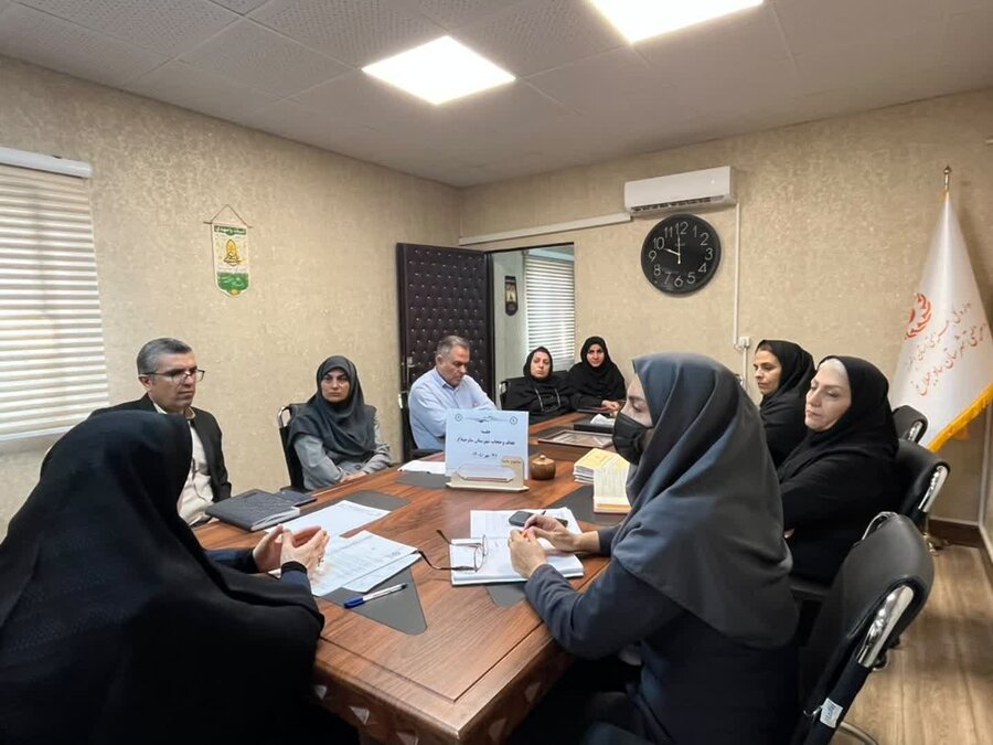برگزاری شورای عفاف و حجاب در بهزیستی شهرستان ساوجبلاغ با تأکید بر ترویج فرهنگ عفاف و ارتقای مسئولیت‌پذیری فرهنگی