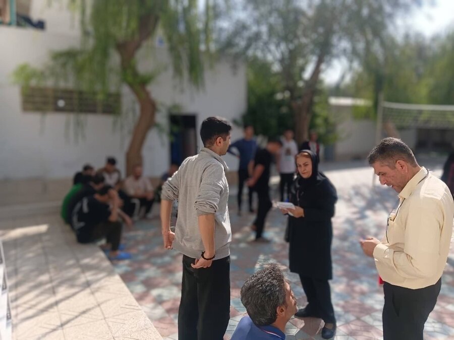 پایش تخصصی مرکز اقامتی «طلوع آفرینان فجر» شهریار توسط تیم مشترک بهزیستی استان و شهرستان