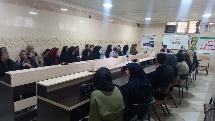 ارائه خدمات تخصصی پزشکی رایگان به مددجویان بهزیستی دورود در راستای طرح سلام محله