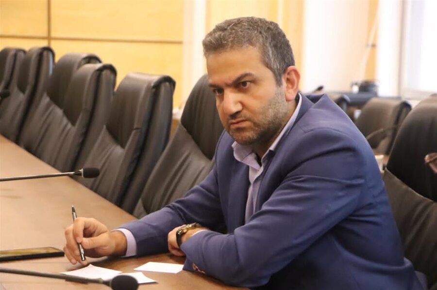 برای مقابله با تکدی گری، باید اجرای برنامههای فرهنگی را افزایش دهیم. برای مقابله با تکدی گری، باید اجرای برنامههای فرهنگی را افزایش دهیم.