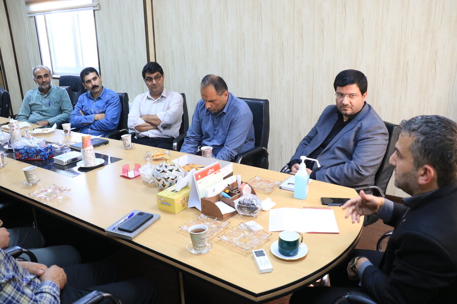 نشست مدیرکل بهزیستی گیلان با رئیس اداره حراست و همکاران واحد حفاظت فیزیکی بهزیستی گیلان نشست مدیرکل بهزیستی گیلان با رئیس اداره حراست و همکاران واحد حفاظت فیزیکی بهزیستی گیلان