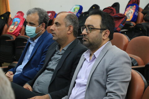 بسته های های دانش آموزی به فرزندان تحت پوشش بهزیستی گیلان اهدا شد.