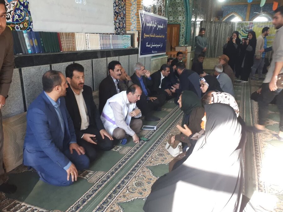 نکا│ میز خدمت به مناسبت هفته بسیج در شهرستان نکا برگزارشد - سازمان بهزیستی