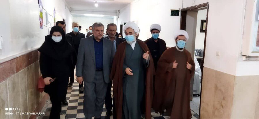 بازدید نماینده ولی فقیه در گیلان از آسایشگاه معلولین غرب گیلان در شهرستان صومعه سرا بازدید نماینده ولی فقیه در گیلان از آسایشگاه معلولین غرب گیلان در شهرستان صومعه سرا