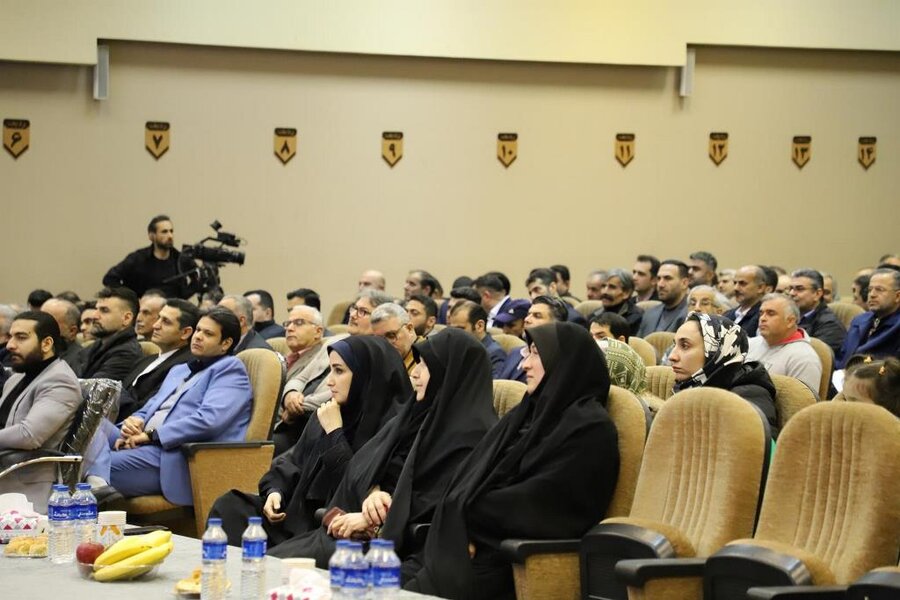 مدالآوران گیلانی بازیهای آسیایی و پاراآسیایی تجلیل شدند مدالآوران گیلانی بازیهای آسیایی و پاراآسیایی تجلیل شدند