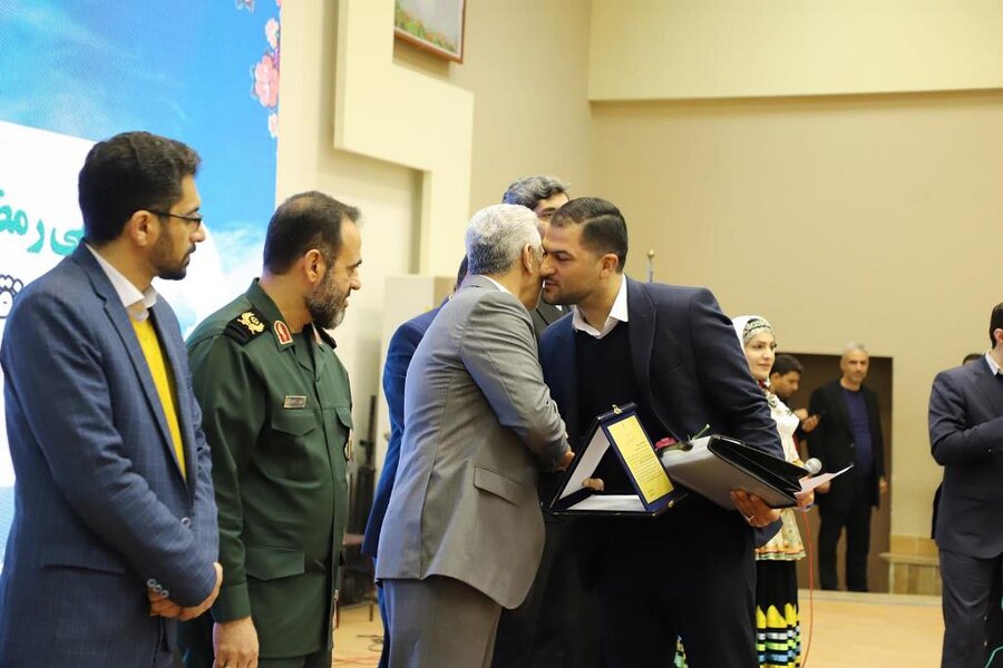 مدالآوران گیلانی بازیهای آسیایی و پاراآسیایی تجلیل شدند مدالآوران گیلانی بازیهای آسیایی و پاراآسیایی تجلیل شدند