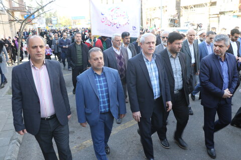 گزارش تصویری | حضور سرپرست و کارکنان بهزیستی گیلان در راهپیمایی باشکوه یوم الله 22 بهمن