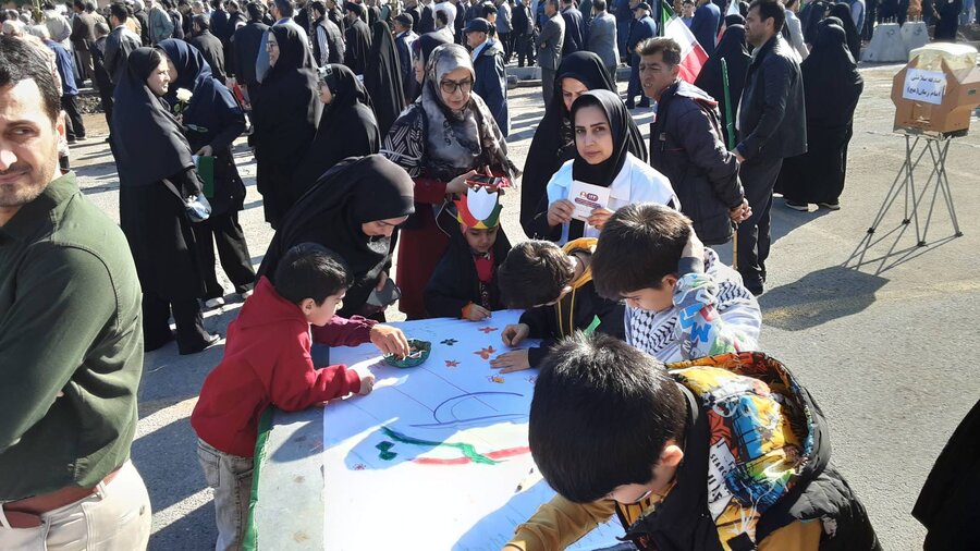 سازمان بهزیستی - گزارش تصویری | حضور پرشور روسا و کارکنان ادارات بهزیستی مازندران در راهپیمایی ۲۲ بهمن