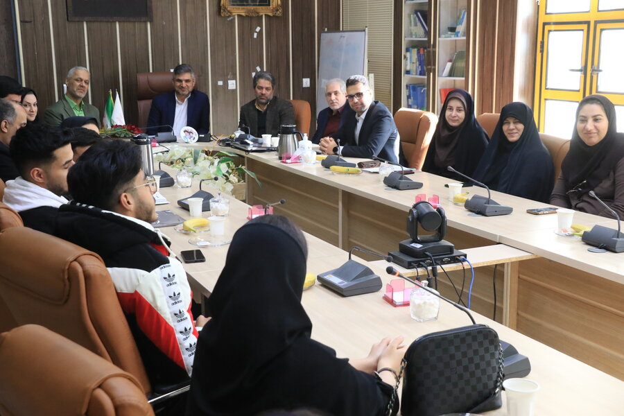 جشن رهسپاری فرزندان خانه های شبانه روزی به زندگی مستقل برگزار شد جشن رهسپاری فرزندان خانه های شبانه روزی به زندگی مستقل برگزار شد