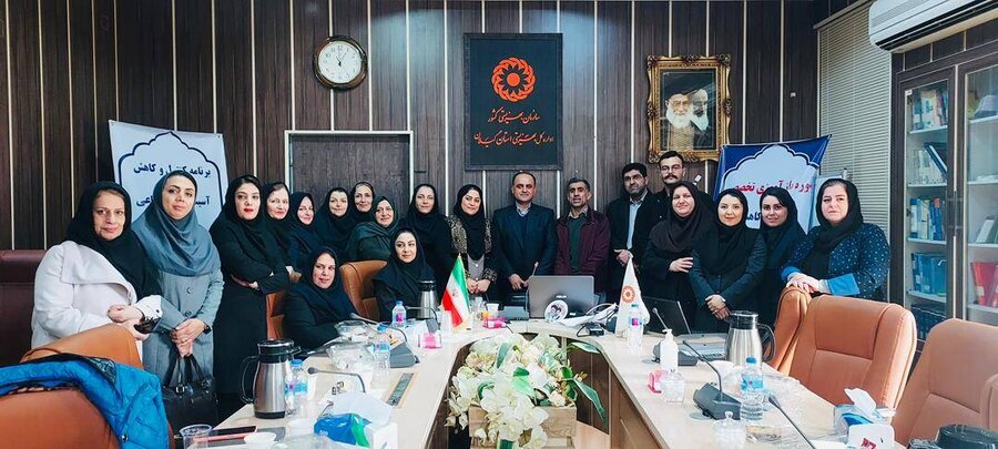 برپایی کارگاه آموزشی-بازآموزی روانشناسان و مشاوران استان در اداره کل بهزیستی گیلان برپایی کارگاه آموزشی-بازآموزی روانشناسان و مشاوران استان در اداره کل بهزیستی گیلان